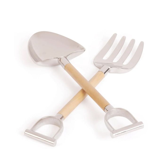 Nickel & Wood Tossing Server