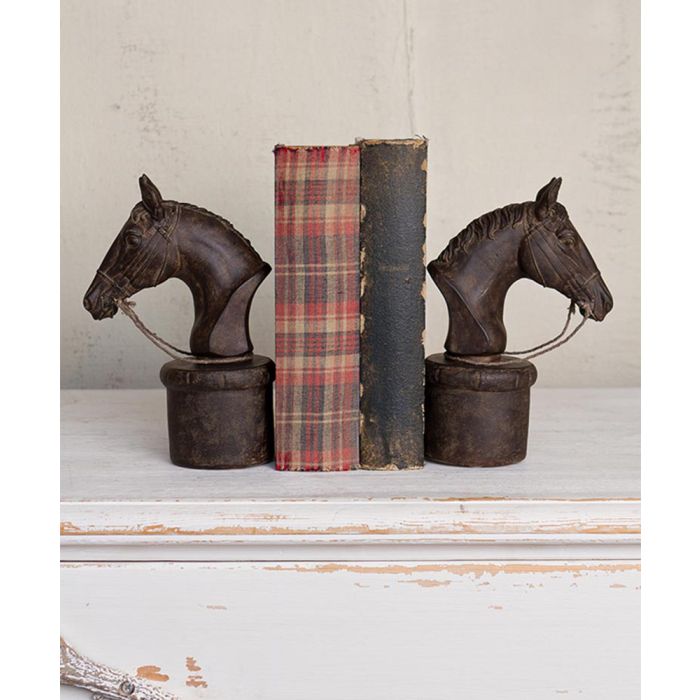 Chehoma Horsehead Bookends With Twisted Rope Reins