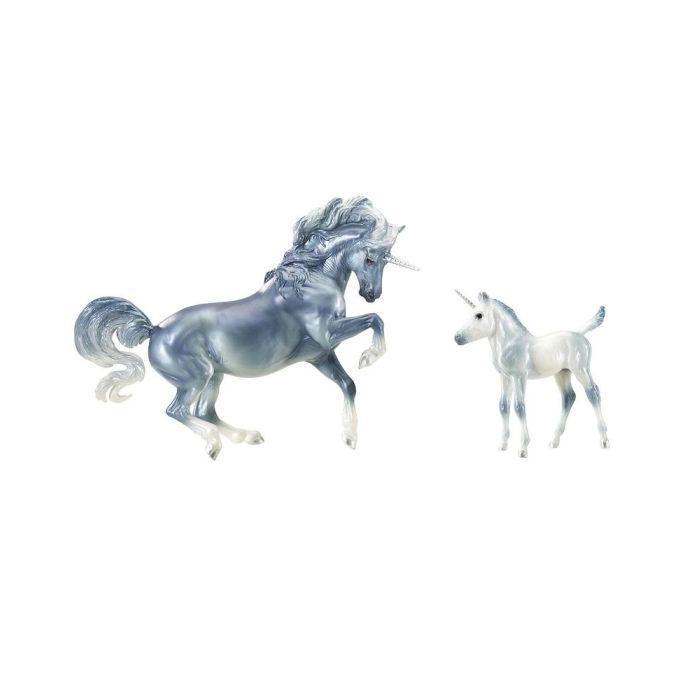 Breyer Cascade and Caspian