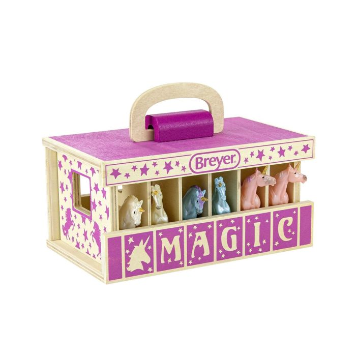 Breyer Unicorn Magic Wooden Carrying Case with 6 Unicorns