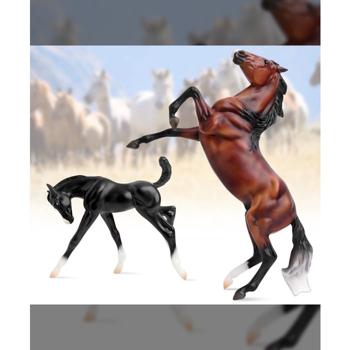 Breyer Wild & Free Horse & Foal Set