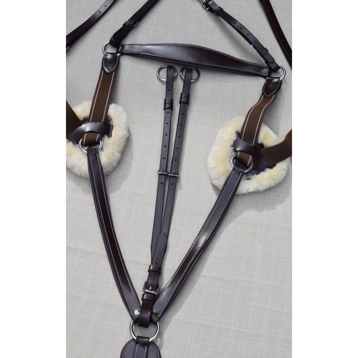 Black Oak 5-Point Breastplate