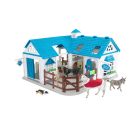 Breyer Deluxe Animal Hospital