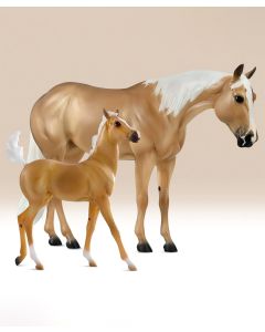 Breyer Ebony Shines & Charlize Mare And Foal